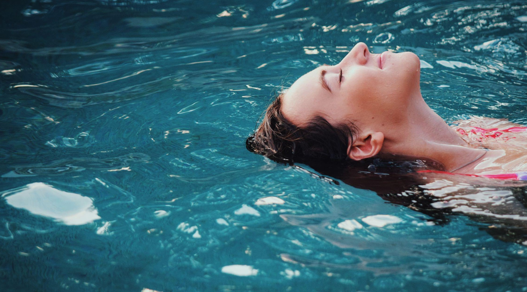 ¿Cuánto cuesta construir una piscina en casa?  