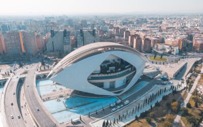 Comprar una vivienda cerca de la costa en Valencia: gastos y riesgos que conviene revisar